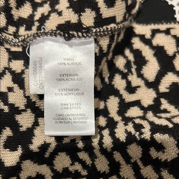 Leopard Print Cowl Neck Sweater - Picture 13 of 14